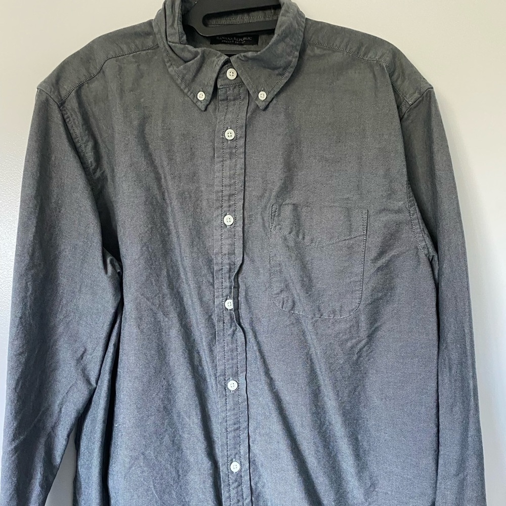 Banana Republic long sleeve dress shirt